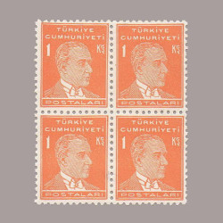 1955 DOKUZUNCU ATATÜRK SERİSİ (Bulanık Baskı-Grimtrak zamk) DÖRTLÜ BLOK