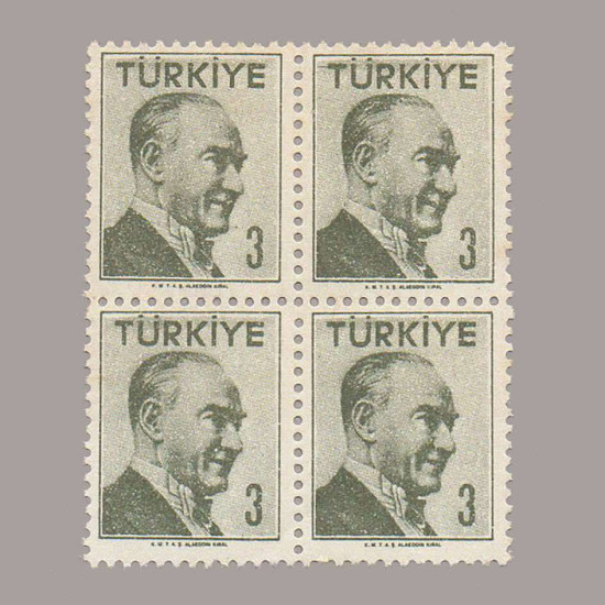 1956 ATATÜRK (Tek çizgi çerçeveli portre) DÖRTLÜ BLOK