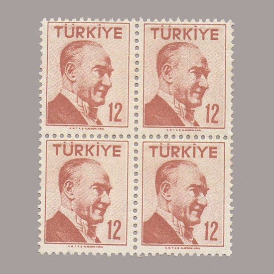 1956 ATATÜRK (Tek çizgi çerçeveli portre) DÖRTLÜ BLOK