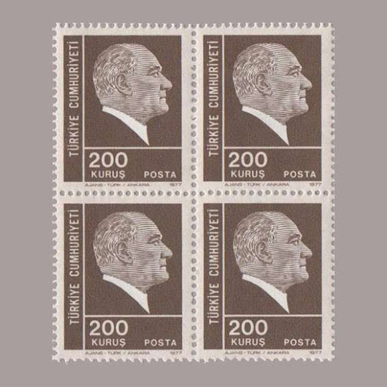1977 ATATÜRK SÜREKLİ SERİ DÖRTLÜ BLOK