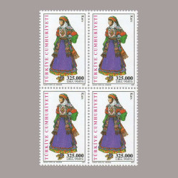 2001 TÜRK KADIN KIYAFETLERİ DÖRTLÜ BLOK