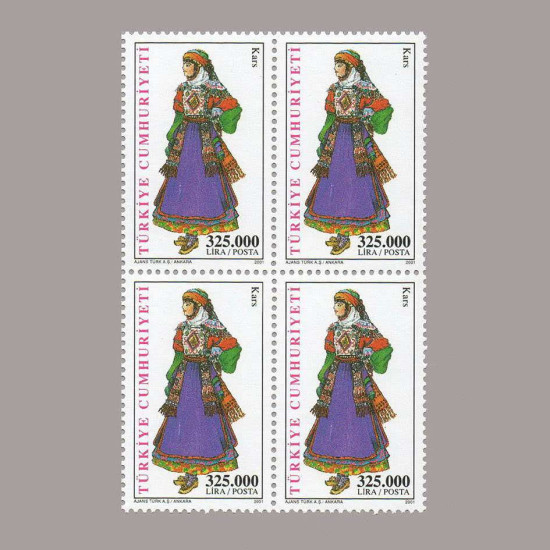 2001 TÜRK KADIN KIYAFETLERİ DÖRTLÜ BLOK