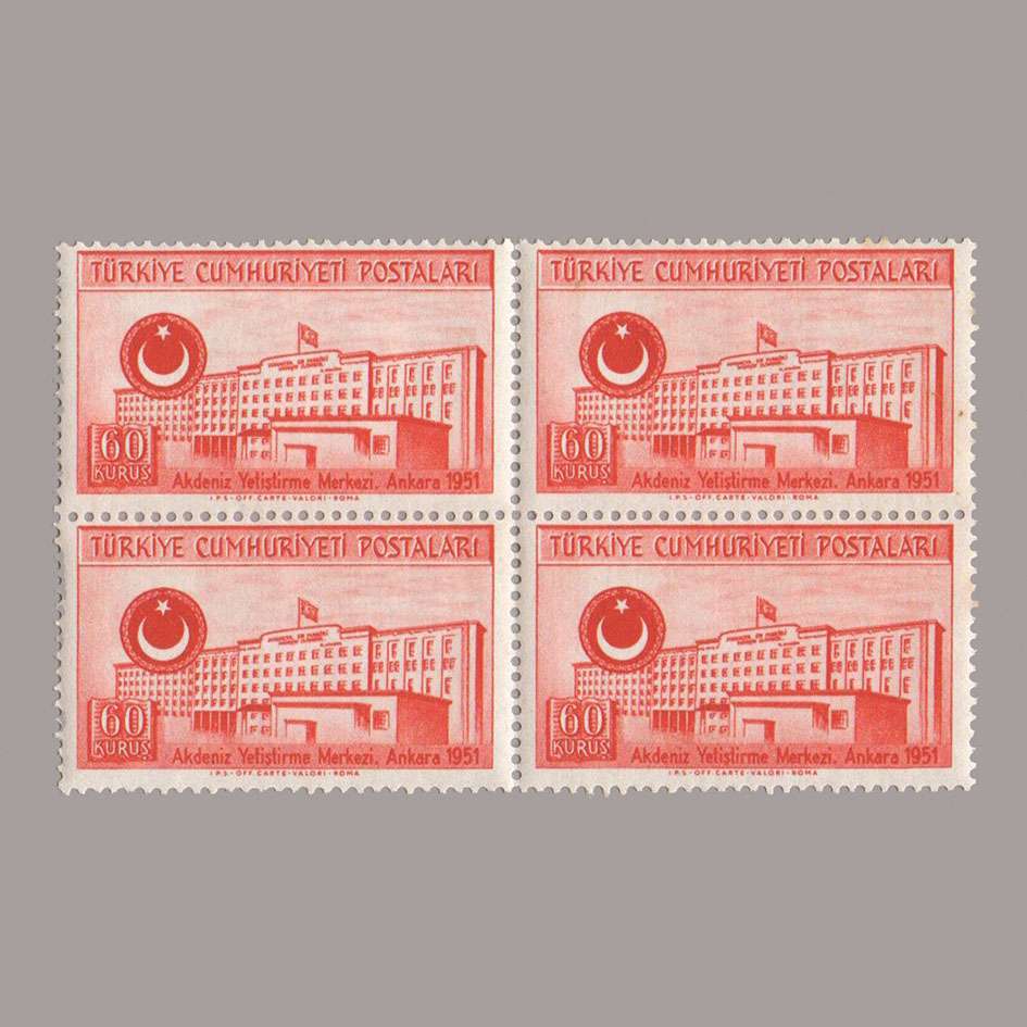 1951-1669-4