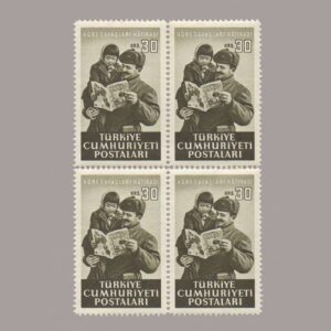 1952-1700-4