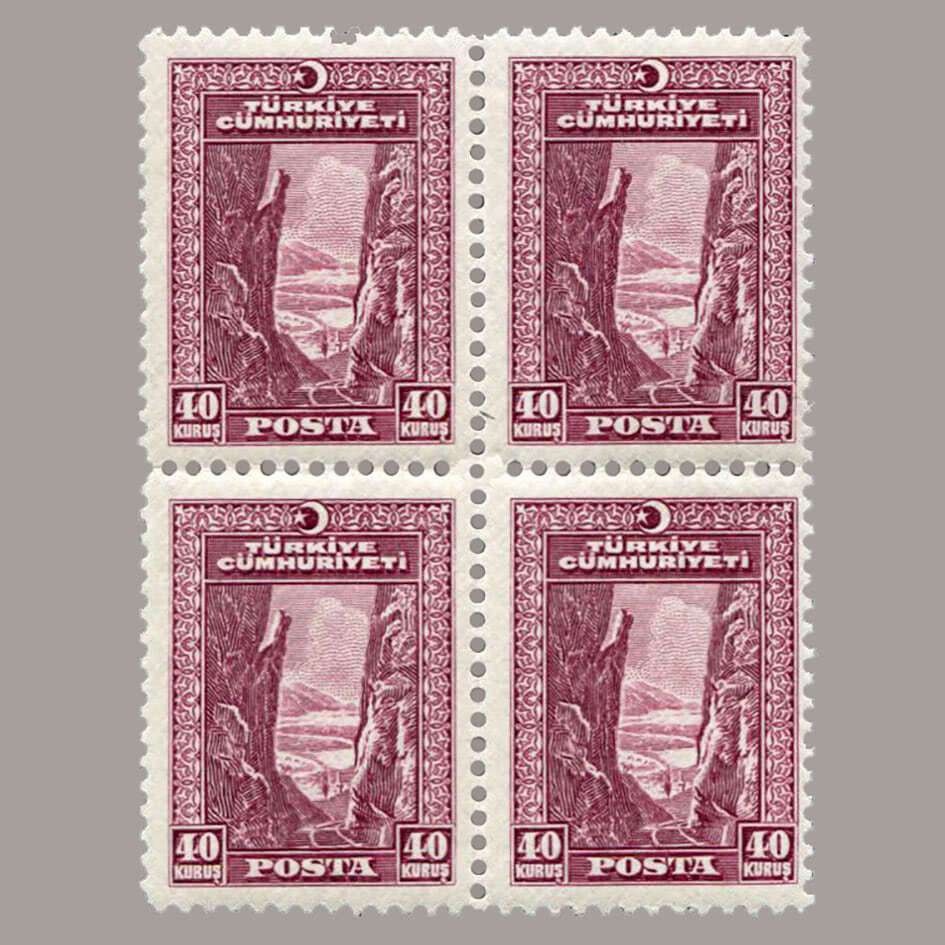 1930-1228-4